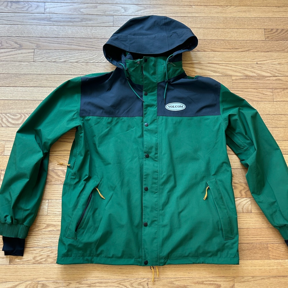Volcom gore-tex jacket.  Size XL.  EUC